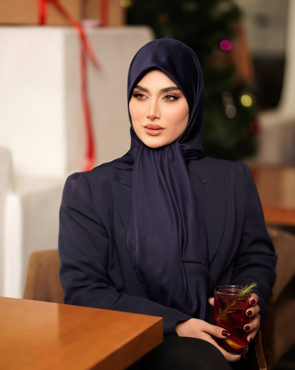 JPEG image-42B7-B00C-5A-3